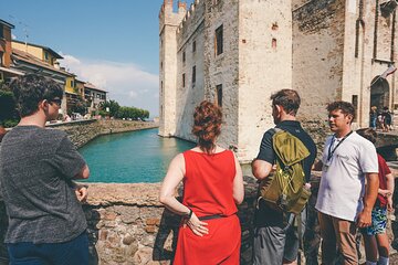 Best of Sirmione with Boat Tour and Grotte di Catullo 