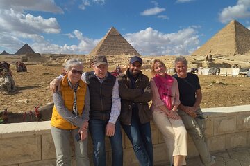 Private Cairo Airport to Cairo & Giza hotels, hostels & inns