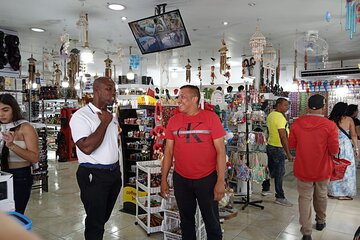 Guided Souvenir Shopping Tour in Punta Cana