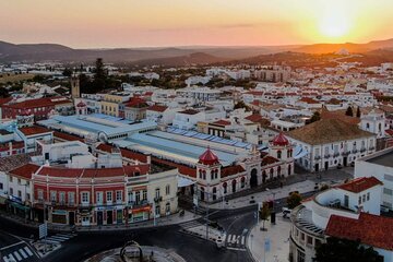 Loulé Market and Town Half-Day Bus Round Trip from Albufeira