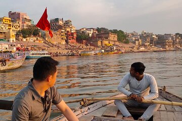 Varanasi Day Tour with Ganges Boat Ride & Evening Aarti