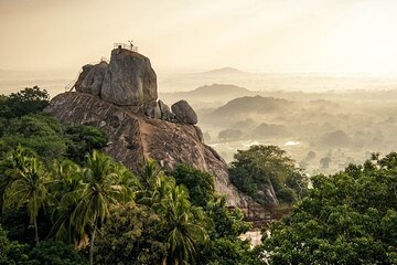 Day Tour to Ancient City of Anuradhapura from Negombo