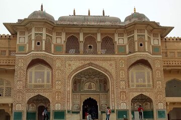 6-Days Golden Triangle Tour Delhi-Agra-Jaipur by Car and Driver