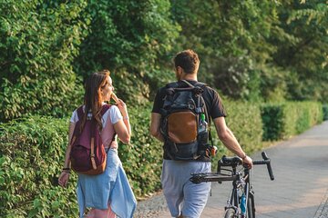 Paris E-Bike Private Tour: Discover the City Highlights in 3hours