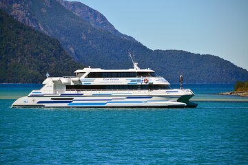 Full Day Navigation through Isla Victoria and Bosque de Arrayanes