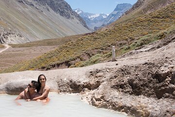 Volcano & Hotsprings 4K 