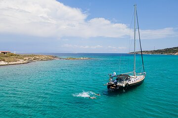 Private Luxury Sailing Cruise in Athens Riviera With Lunch