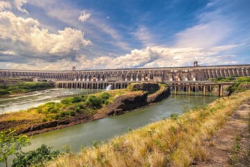 Itaipu Dam Half-Day Sightseeing Panoramic Tour from Foz do Iguaçu