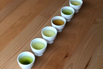 Authentic Japanese tea tasting session: sencha, matcha, gyokuro
