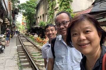 Hanoi City Walking Tour with Local Guide and Train Street