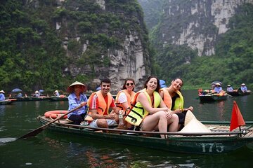 Deluxe Hoa Lu Trang An Mua Cave Small Group Experienced Guide