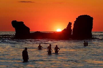 El Salvador's Surf City Arrival Shuttle: La Libertad Beaches