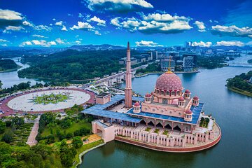Private Kuala Lumpur City Tour Including Putrajaya & Batu Caves
