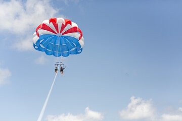  VIP Parasailing in Hurghada