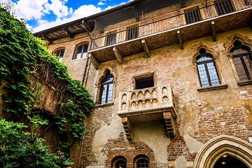 Juliet & Romeo's Balcony - Skip the Line & Verona city with guide