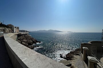 Discovery of Marseille by electric bike