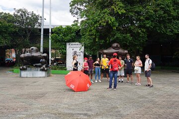 Post-conflict and Violence Tour (after Pablo) in Medellin