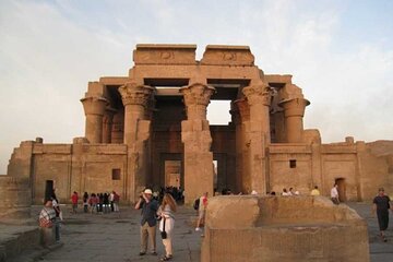 Guided Tour to Kom Ombo and Edfu Temples from Aswan