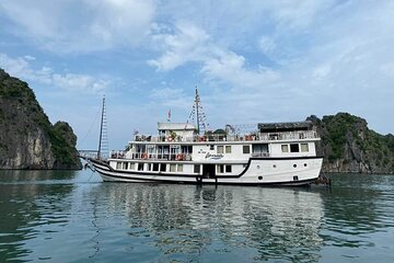 Renea Cruise - Boutique Overnight Cruise in Bai Tu Long Bay(2D1N)