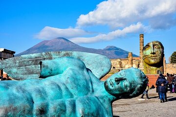 Day trip to Pompeii and Mount Vesuvius from Naples