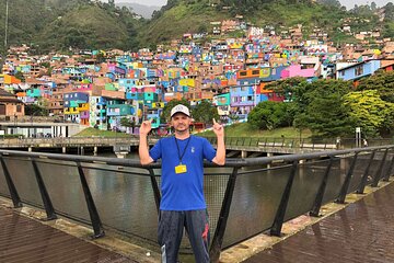 Medellin: tour of communes, 13 San Javier and 3 Manrique