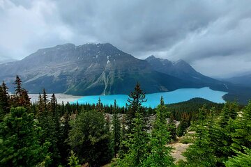 Canadian Rocky Mountains Lakes Tour