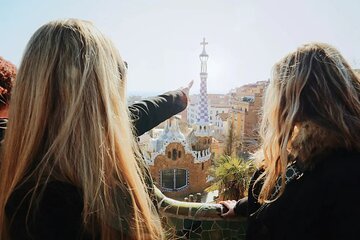 Barcelona Gaudi's Park Güell Private Guided Walking Tour