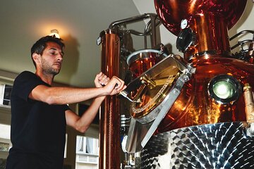 Guided Tour and Tasting at the Distillerie Baccae Paris