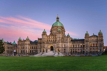 Victoria & Butchart Gardens Private Tour