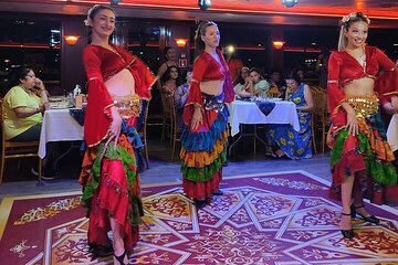 Istanbul: Bosphorus Dinner Cruise with Turkish Night Show