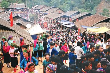 From HANOI: Sapa and Bac Ha Market 2 Days Tour, Depart Saturday