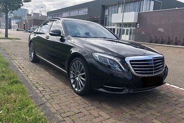 Private Airport Transfer Schiphol Airport to Amsterdam