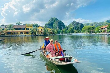 1 Day Luxury Day Tour in Hoa Lu, Tam Coc & Mua Cave