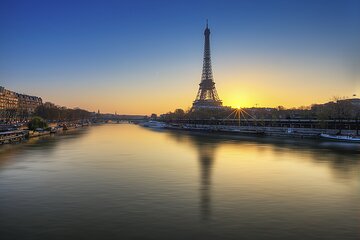 Paris Lights Evening Bus Tour with Eiffel Tower Summit Option