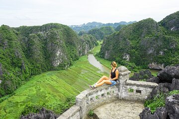 Full-day Private Tour in Hoa Lu Tam Coc Mua Cave from Hanoi