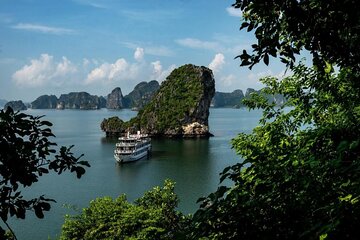 Bai Tu Long Bay Swan Cruise 2 Days 1 Night, Less Visited