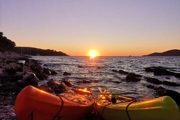 Sunset Kayak Tour in Hvar Town, Croatia