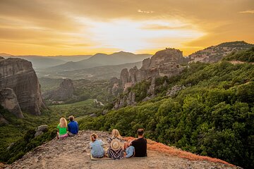 Two Days Tour to Meteora with Local Small Size Tours from Athens