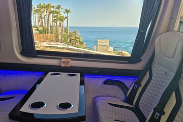 Private Athens Luxury Transfer by Minibus 