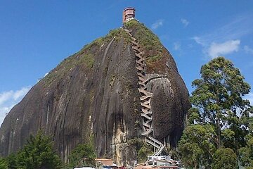 Private Tour to Guatape and El Peñol from Medellín