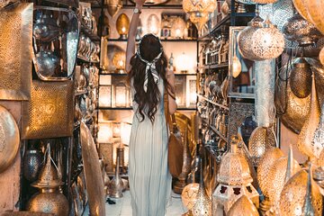 Private Walking Marrakech Shopping Tour with Local Expert 