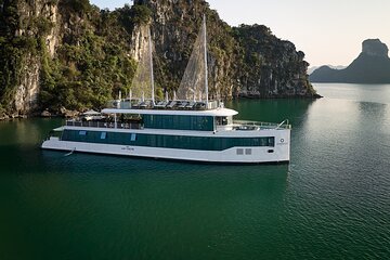 Jade Sails Luxury Halong Bay & Lan Ha Bay 1 Day Cruise from Hanoi