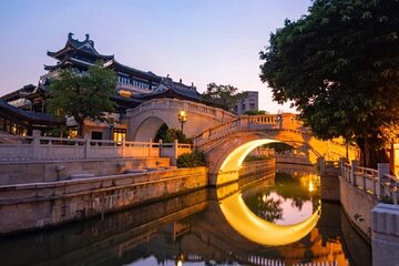 Old Guangzhou Backstreet Alley Local Market Walking Private Tour