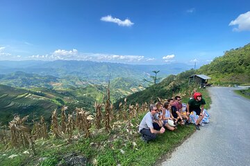 Private 3 Days and 2 Nights Tour in Ha Giang's remote borderlands with Guide 