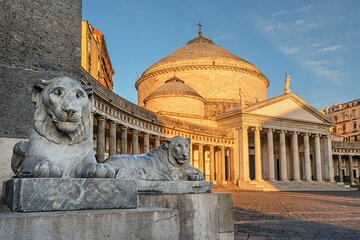 Walking Tour of the Royal Naples