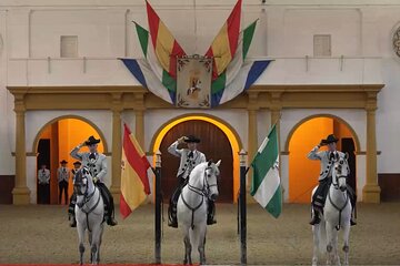 Jerez and Cadiz, with Horse Ballet and Sherry Tasting Full-day from Seville