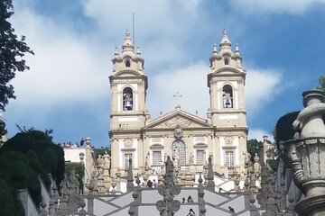 Transfer & Micro Tour of Porto - From Lisbon & Vice versa