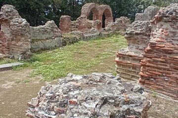 Tour Cuma and Pozzuoli