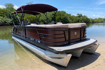 Half-Day Aqua Patio Rental in Fort Lauderdale 7 to 11 people