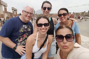 Naples to Sorrento with 2hr Pompeii guided tour or Vice Versa